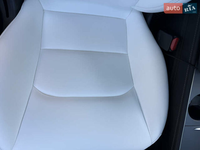 Тесла Модель 3 2022 в Днепре (Днепропетровске) на Automoto.ua Синий Тесла Модель 3, объемом двигателя 0 л и пробегом 25 тыс. км за 21200 $, фото 49 на Automoto.ua