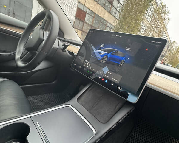 Тесла Модель 3 2022 у Києві на Automoto.ua Синій Тесла Модель 3, об'ємом двигуна 0 л та пробігом 70 тис. км за 21500 $, фото 11 на Automoto.ua