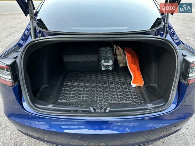 Тесла Модель 3 2022 в Днепре (Днепропетровске) на Automoto.ua Синий Тесла Модель 3, объемом двигателя 0 л и пробегом 28 тыс. км за 23500 $, фото 18 на Automoto.ua