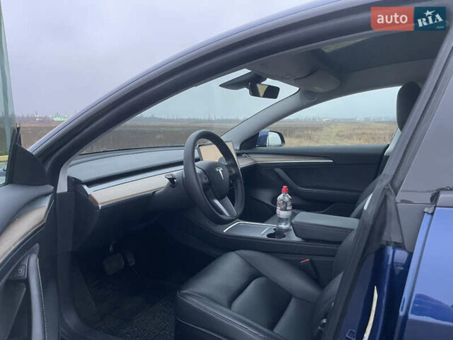 Синий Тесла Модель 3, объемом двигателя 0 л и пробегом 35 тыс. км за 22000 $, фото 26 на Automoto.ua