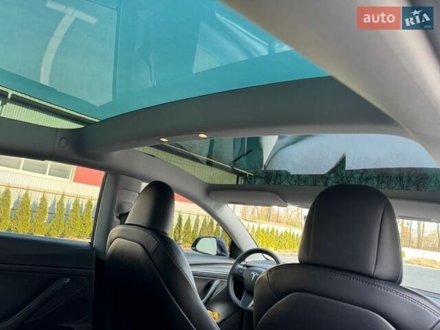 Синий Тесла Модель 3, объемом двигателя 0 л и пробегом 100 тыс. км за 17800 $, фото 30 на Automoto.ua