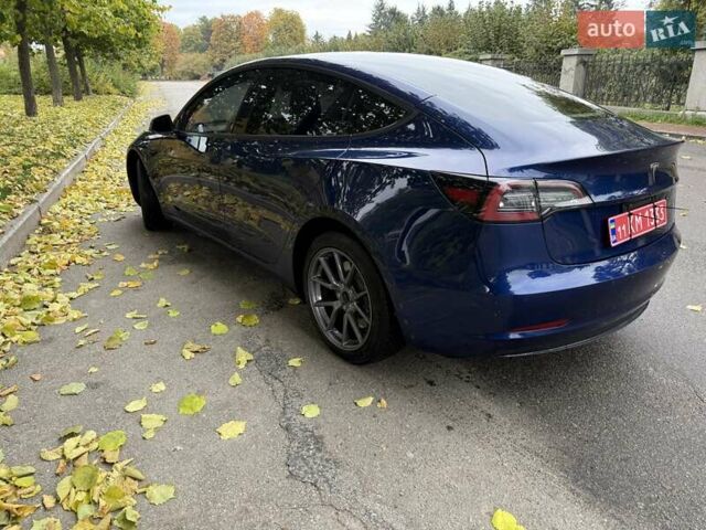 Тесла Модель 3 2022 у Умани на Automoto.ua Синій Тесла Модель 3, об'ємом двигуна 0 л та пробігом 53 тис. км за 19700 $, фото 19 на Automoto.ua