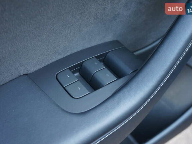 Синий Тесла Модель 3, объемом двигателя 0 л и пробегом 58 тыс. км за 22900 $, фото 18 на Automoto.ua