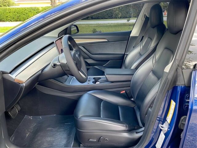 Синій Тесла Модель 3, об'ємом двигуна 0 л та пробігом 25 тис. км за 7800 $, фото 7 на Automoto.ua