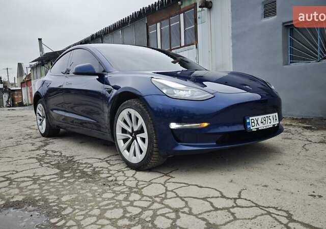 Синій Тесла Модель 3, об'ємом двигуна 0 л та пробігом 121 тис. км за 19500 $, фото 1 на Automoto.ua