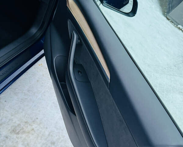 Синій Тесла Модель 3, об'ємом двигуна 0 л та пробігом 145 тис. км за 22900 $, фото 27 на Automoto.ua