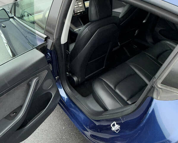 Синий Тесла Модель 3, объемом двигателя 0 л и пробегом 70 тыс. км за 19700 $, фото 14 на Automoto.ua