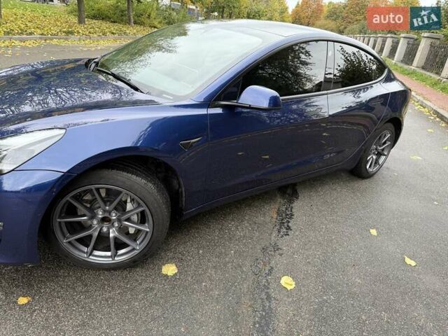 Тесла Модель 3 2022 у Умани на Automoto.ua Синій Тесла Модель 3, об'ємом двигуна 0 л та пробігом 53 тис. км за 19700 $, фото 1 на Automoto.ua