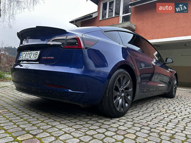 Синий Тесла Модель 3, объемом двигателя 0 л и пробегом 41 тыс. км за 21000 $, фото 1 на Automoto.ua