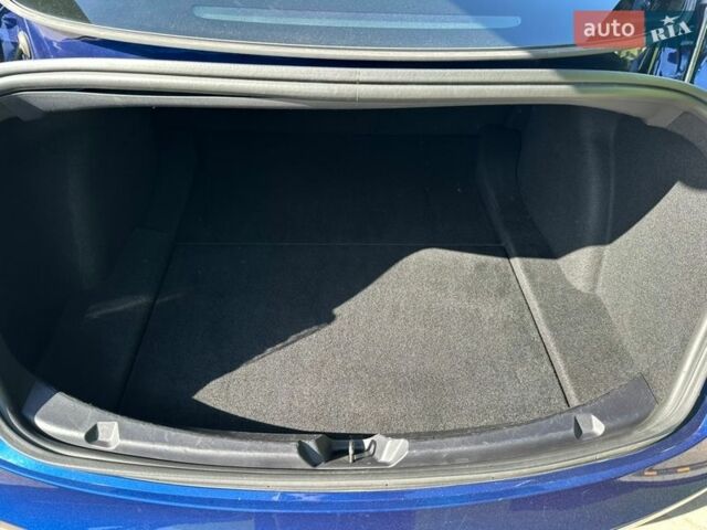 Синій Тесла Модель 3, об'ємом двигуна 0 л та пробігом 157 тис. км за 16500 $, фото 18 на Automoto.ua