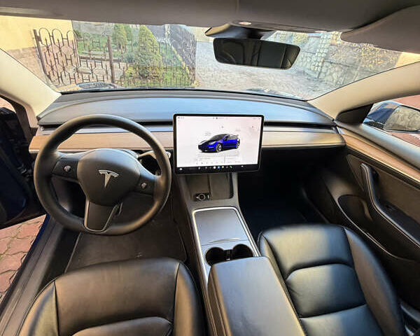 Синій Тесла Модель 3, об'ємом двигуна 0 л та пробігом 50 тис. км за 21900 $, фото 4 на Automoto.ua