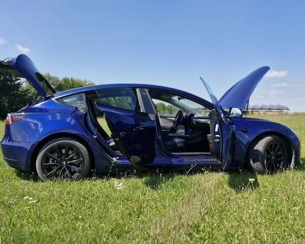 Синий Тесла Модель 3, объемом двигателя 0 л и пробегом 93 тыс. км за 21500 $, фото 1 на Automoto.ua
