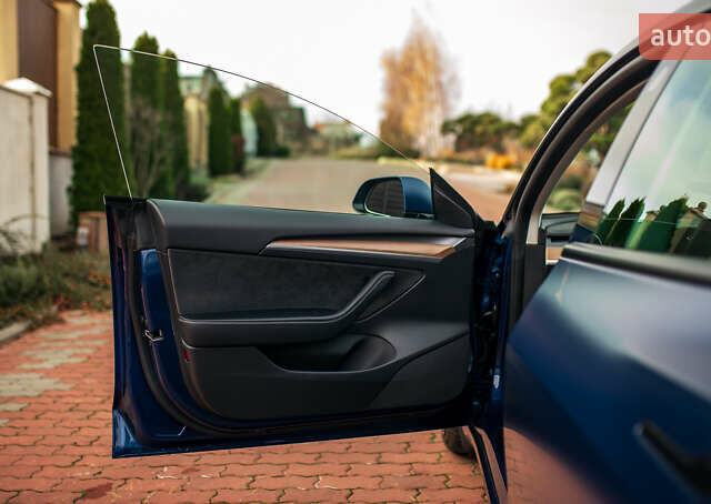 Синій Тесла Модель 3, об'ємом двигуна 0 л та пробігом 27 тис. км за 34999 $, фото 48 на Automoto.ua