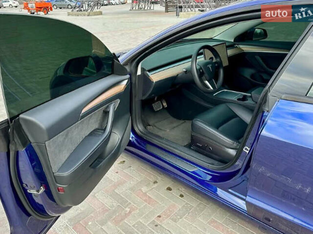 Синий Тесла Модель 3, объемом двигателя 0 л и пробегом 87 тыс. км за 19000 $, фото 5 на Automoto.ua