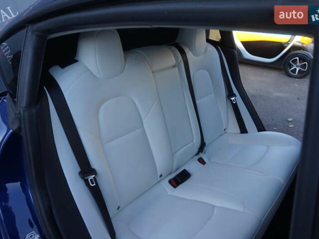 Синий Тесла Модель 3, объемом двигателя 0 л и пробегом 58 тыс. км за 22900 $, фото 28 на Automoto.ua