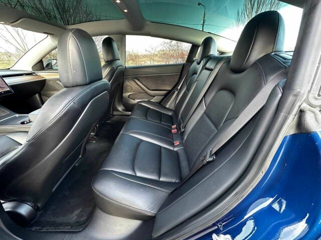 Синий Тесла Модель 3, объемом двигателя 0 л и пробегом 17 тыс. км за 13000 $, фото 5 на Automoto.ua