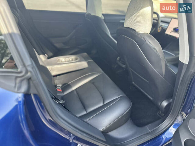 Синій Тесла Модель 3, об'ємом двигуна 0 л та пробігом 26 тис. км за 20222 $, фото 11 на Automoto.ua