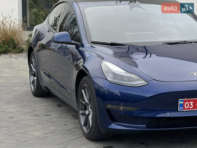 Синій Тесла Модель 3, об'ємом двигуна 0 л та пробігом 97 тис. км за 18700 $, фото 2 на Automoto.ua