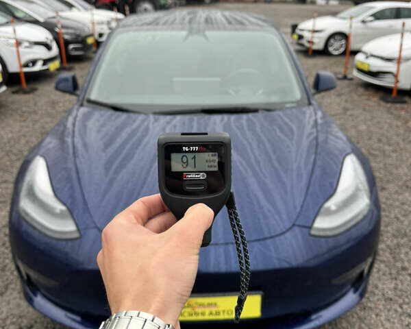 Синий Тесла Модель 3, объемом двигателя 0 л и пробегом 53 тыс. км за 19500 $, фото 30 на Automoto.ua