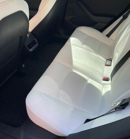 Синий Тесла Модель 3, объемом двигателя 0 л и пробегом 32 тыс. км за 23900 $, фото 15 на Automoto.ua