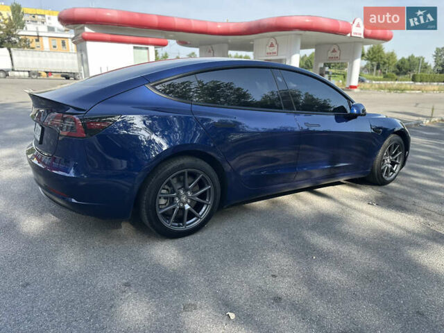 Синій Тесла Модель 3, об'ємом двигуна 0 л та пробігом 26 тис. км за 20222 $, фото 2 на Automoto.ua