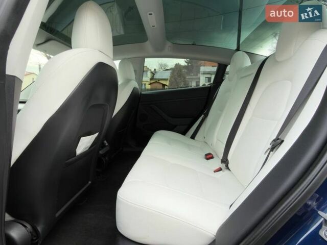 Синій Тесла Модель 3, об'ємом двигуна 0 л та пробігом 81 тис. км за 19800 $, фото 8 на Automoto.ua