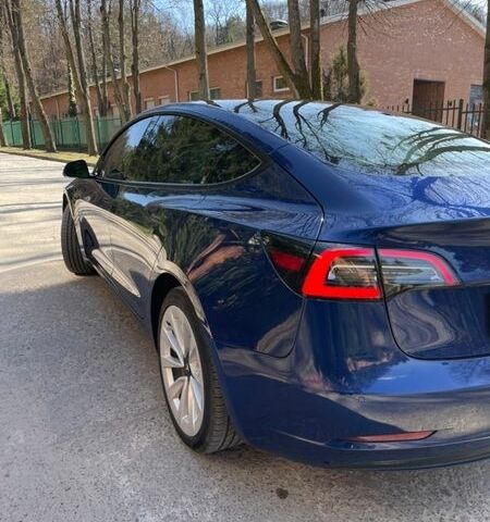 Синий Тесла Модель 3, объемом двигателя 0 л и пробегом 32 тыс. км за 23900 $, фото 6 на Automoto.ua
