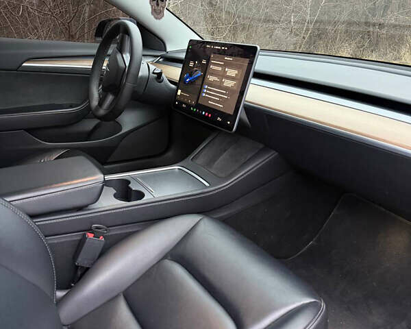 Синій Тесла Модель 3, об'ємом двигуна 0 л та пробігом 94 тис. км за 23000 $, фото 11 на Automoto.ua