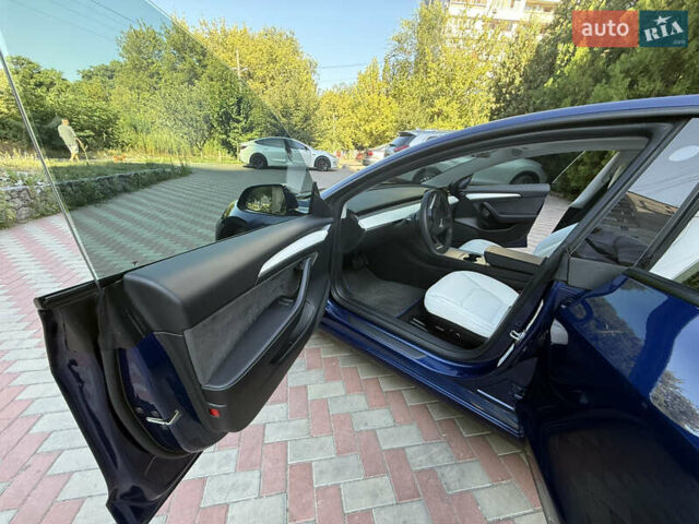 Тесла Модель 3 2022 в Днепре (Днепропетровске) на Automoto.ua Синий Тесла Модель 3, объемом двигателя 0 л и пробегом 25 тыс. км за 21200 $, фото 32 на Automoto.ua