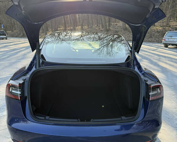 Синий Тесла Модель 3, объемом двигателя 0 л и пробегом 48 тыс. км за 17500 $, фото 8 на Automoto.ua