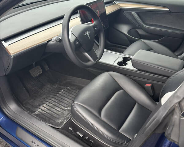 Синій Тесла Модель 3, об'ємом двигуна 0 л та пробігом 50 тис. км за 22000 $, фото 17 на Automoto.ua