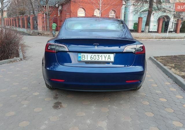Синий Тесла Модель 3, объемом двигателя 0 л и пробегом 60 тыс. км за 19999 $, фото 8 на Automoto.ua