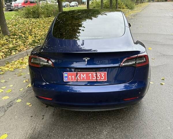 Тесла Модель 3 2022 у Умани на Automoto.ua Синій Тесла Модель 3, об'ємом двигуна 0 л та пробігом 53 тис. км за 19700 $, фото 20 на Automoto.ua