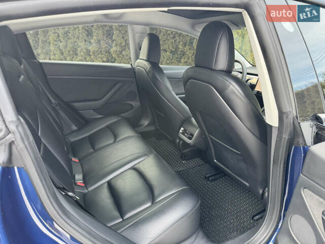 Синий Тесла Модель 3, объемом двигателя 0 л и пробегом 98 тыс. км за 18400 $, фото 16 на Automoto.ua