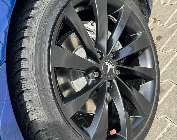 Синій Тесла Модель 3, об'ємом двигуна 0 л та пробігом 88 тис. км за 20800 $, фото 20 на Automoto.ua