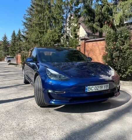Синий Тесла Модель 3, объемом двигателя 0 л и пробегом 32 тыс. км за 23900 $, фото 2 на Automoto.ua