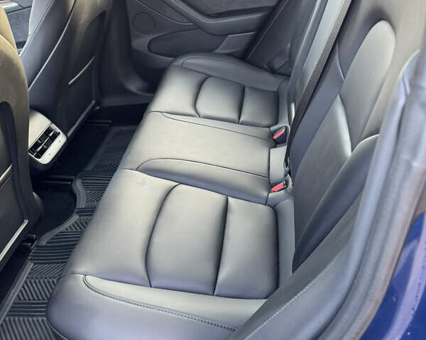 Синій Тесла Модель 3, об'ємом двигуна 0 л та пробігом 40 тис. км за 25000 $, фото 15 на Automoto.ua