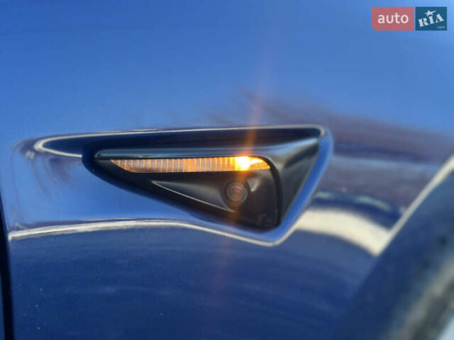 Синий Тесла Модель 3, объемом двигателя 0 л и пробегом 133 тыс. км за 14799 $, фото 22 на Automoto.ua