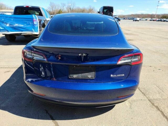 Синій Тесла Модель 3, об'ємом двигуна 0 л та пробігом 29 тис. км за 6100 $, фото 4 на Automoto.ua