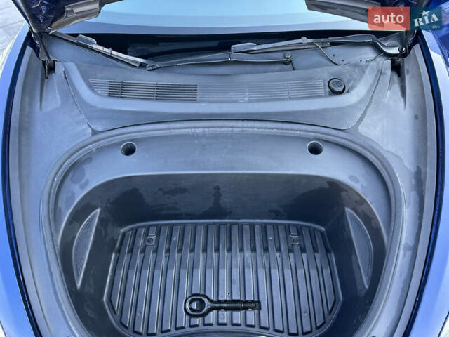 Синий Тесла Модель 3, объемом двигателя 0 л и пробегом 133 тыс. км за 14799 $, фото 33 на Automoto.ua