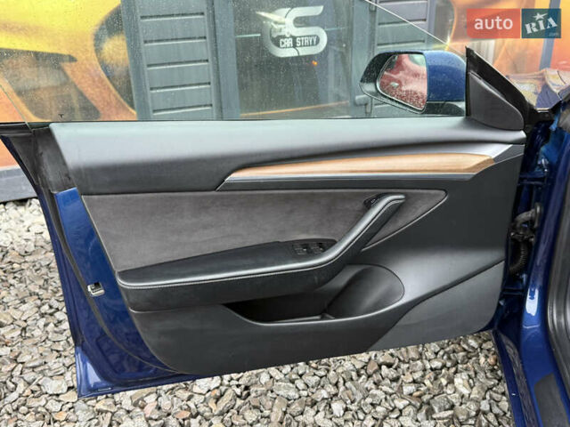 Синий Тесла Модель 3, объемом двигателя 0 л и пробегом 272 тыс. км за 16800 $, фото 43 на Automoto.ua