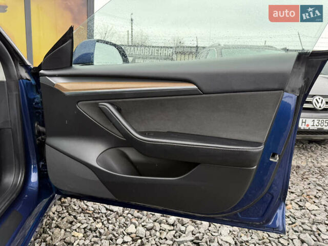 Синий Тесла Модель 3, объемом двигателя 0 л и пробегом 272 тыс. км за 16800 $, фото 34 на Automoto.ua