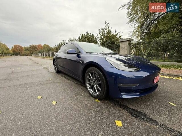Тесла Модель 3 2022 у Умани на Automoto.ua Синій Тесла Модель 3, об'ємом двигуна 0 л та пробігом 53 тис. км за 19700 $, фото 7 на Automoto.ua