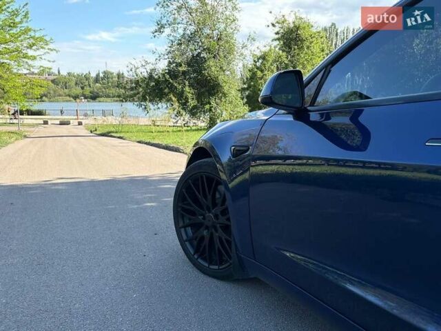 Синій Тесла Модель 3, об'ємом двигуна 0 л та пробігом 30 тис. км за 24550 $, фото 5 на Automoto.ua