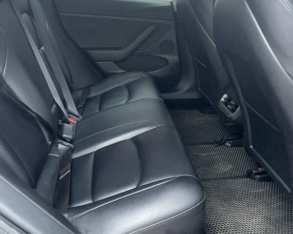 Синий Тесла Модель 3, объемом двигателя 0 л и пробегом 68 тыс. км за 19500 $, фото 10 на Automoto.ua