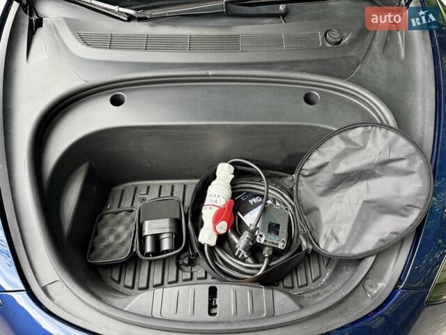 Синий Тесла Модель 3, объемом двигателя 0 л и пробегом 31 тыс. км за 23500 $, фото 21 на Automoto.ua