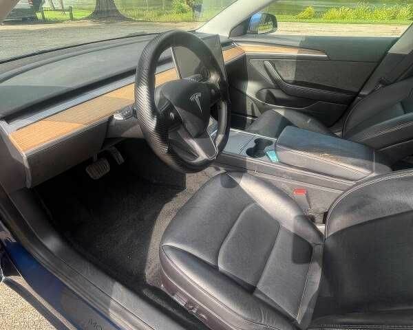 Синий Тесла Модель 3, объемом двигателя 0 л и пробегом 33 тыс. км за 9804 $, фото 9 на Automoto.ua