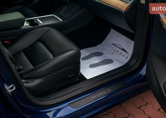 Синій Тесла Модель 3, об'ємом двигуна 0 л та пробігом 27 тис. км за 34999 $, фото 44 на Automoto.ua