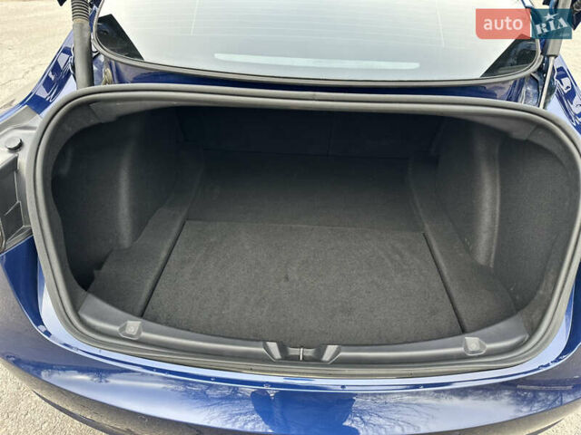 Синий Тесла Модель 3, объемом двигателя 0 л и пробегом 29 тыс. км за 18500 $, фото 9 на Automoto.ua