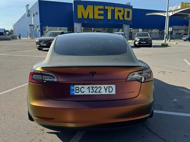 Синій Тесла Модель 3, об'ємом двигуна 0 л та пробігом 94 тис. км за 27500 $, фото 9 на Automoto.ua
